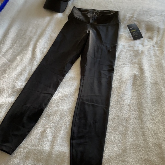 Nike Power Pocket Hyper